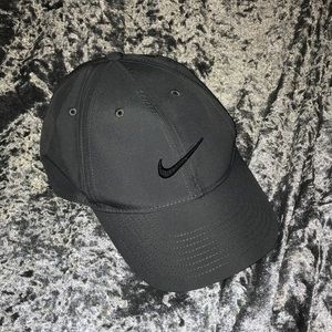 Nike golf hat